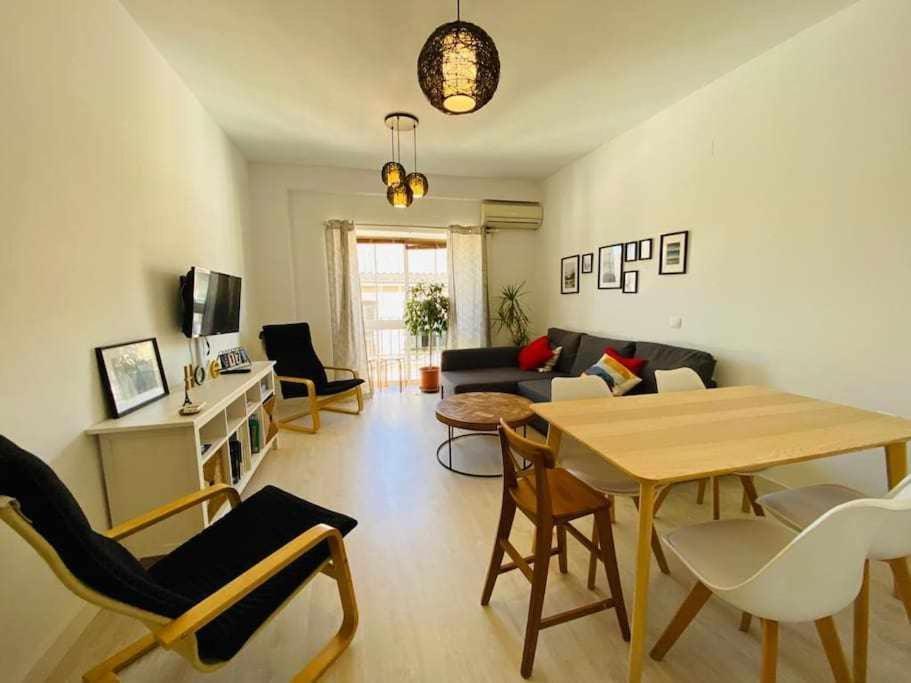 Acogedor Apartamento En El Centro De Malaga Bagian luar foto
